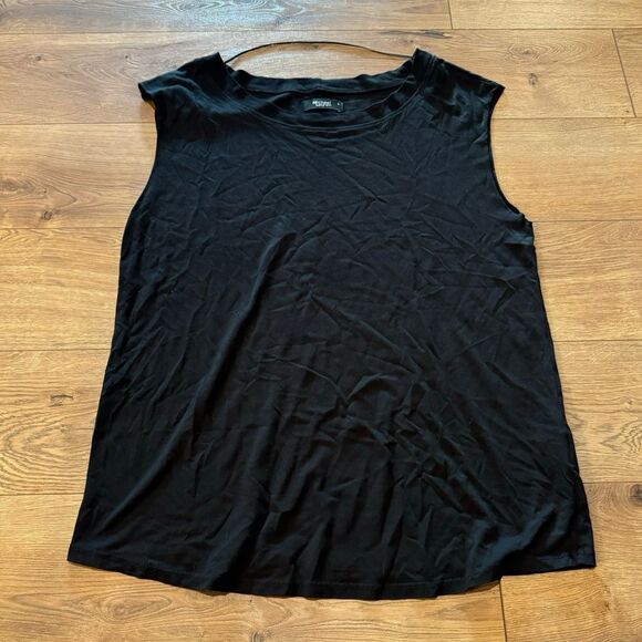 Michael Lauren | Revolve | Black Enzzo Tank Top - Picture 5 of 7